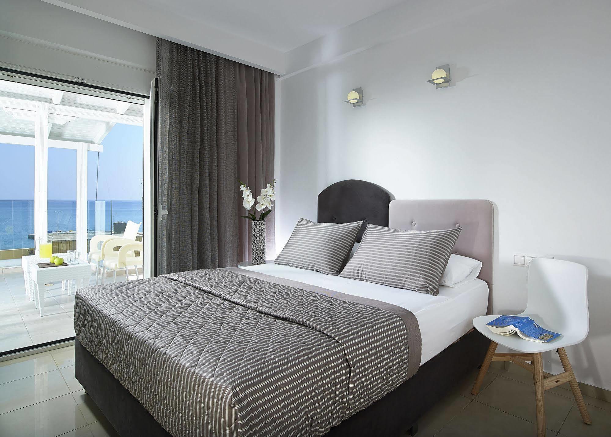 Coral Hotel Ierápetra Eksteriør billede