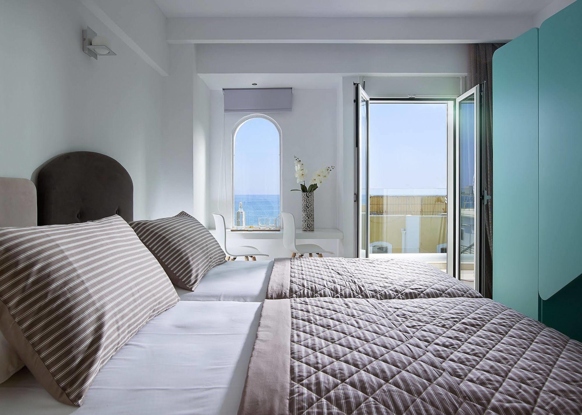 Coral Hotel Ierápetra Eksteriør billede